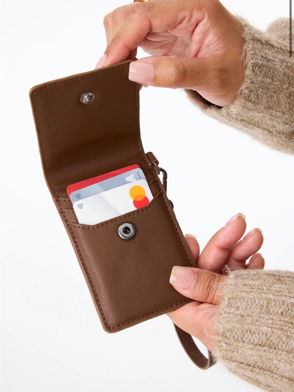 Beis ID wristlet
